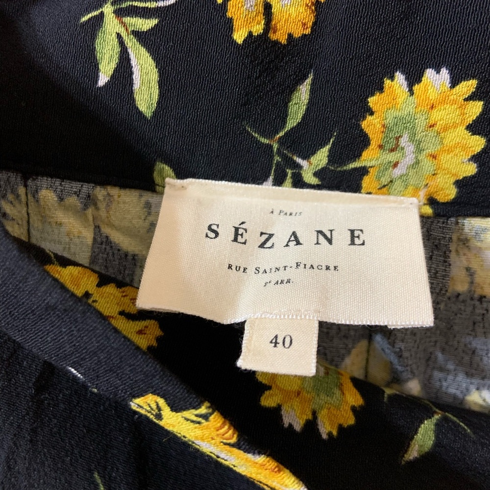 Floral A-Line Midi Skirt in Black and Yellow - Picture 4 of 4